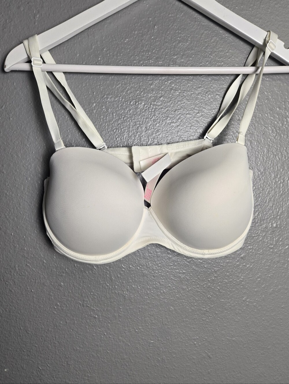 Pink Victoria's Secret White Wear Everywhere Push Strapless Bra Size 36D